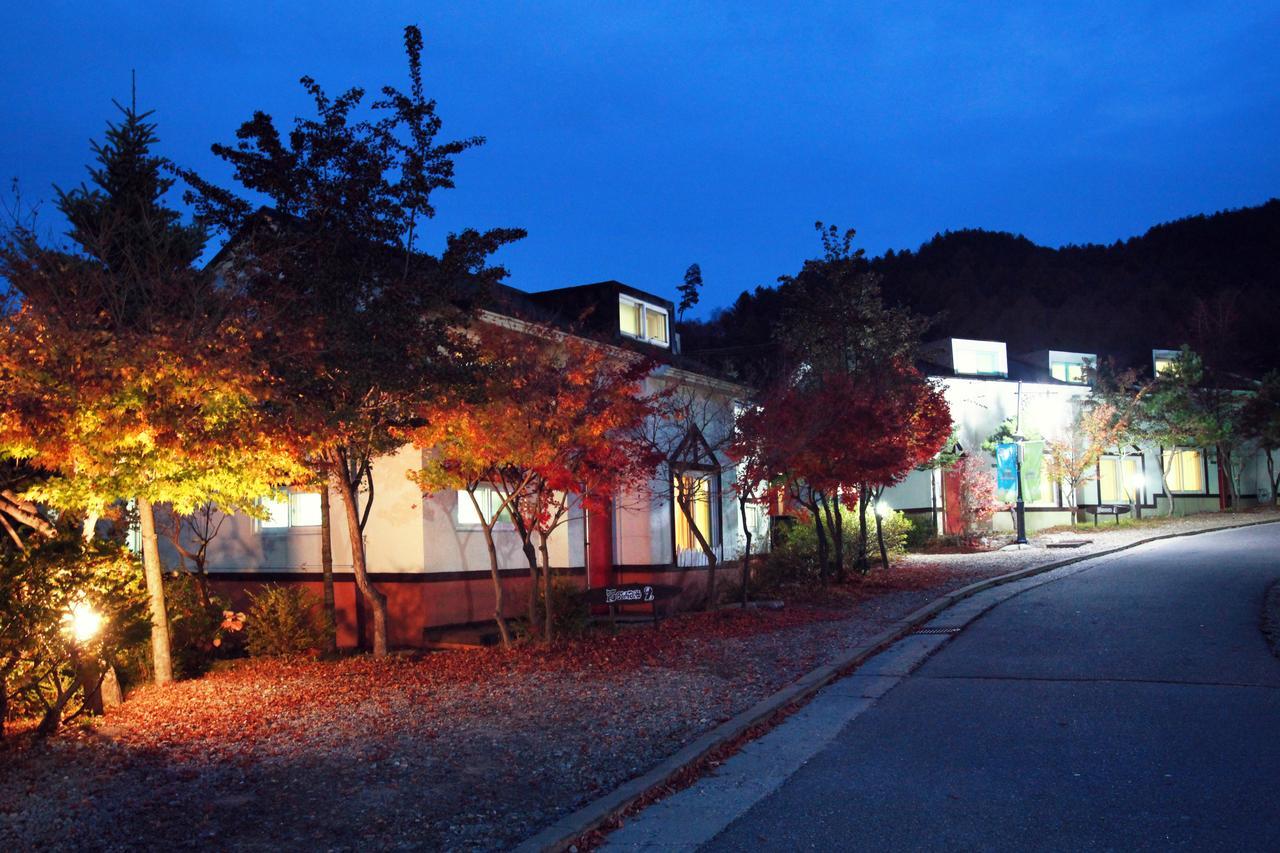 Pyeongchang Iris Pension Exterior foto